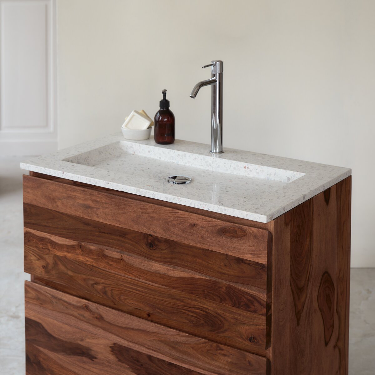 Nova - Mueble de baño de palisandro macizo y terrazo premium Moon 80 Nova - Mueble de baño de palisandro macizo y terrazo premium Moon 80