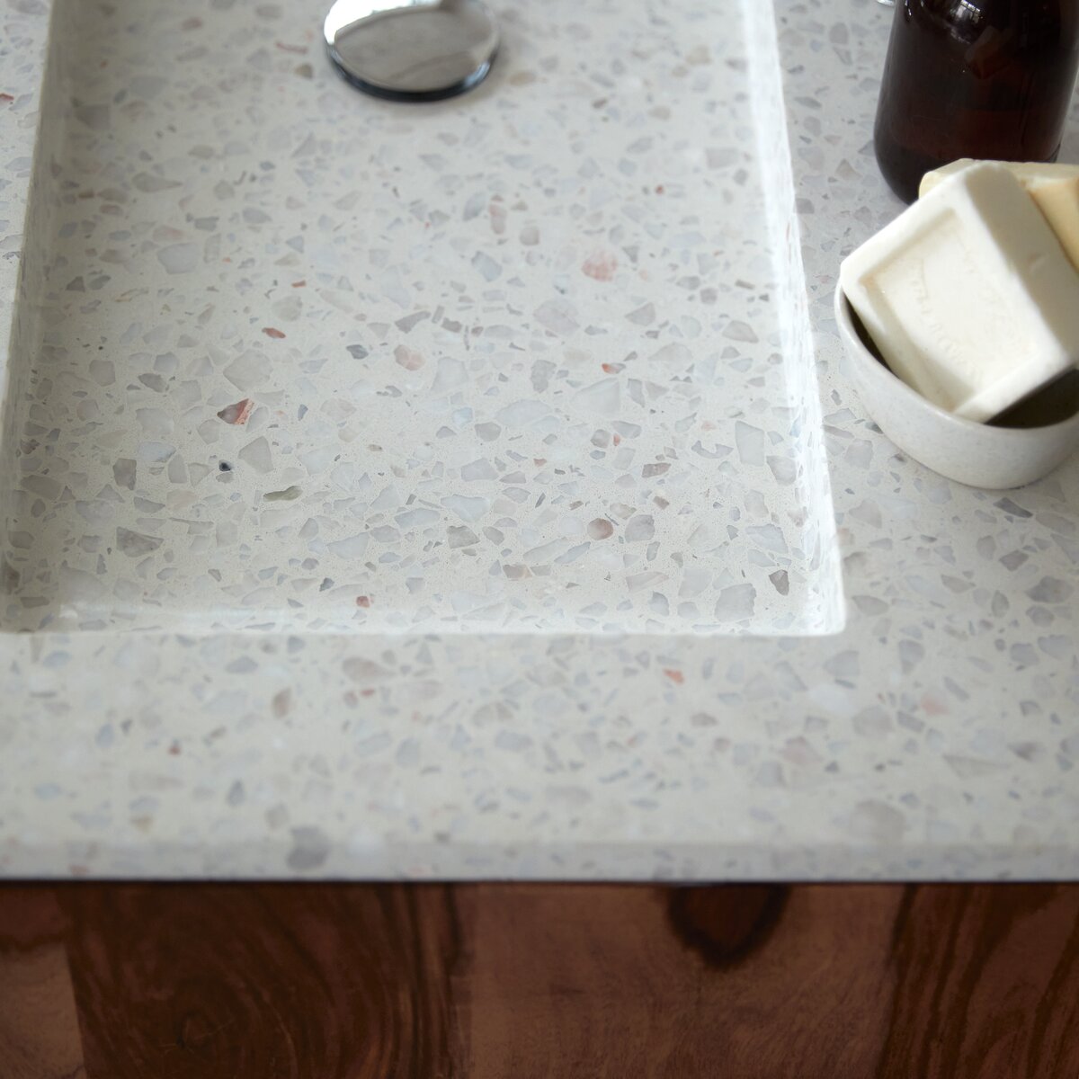 Nova - Meuble Salle de Bain en palissandre massif et terrazzo premium Moon 80 Nova - Meuble Salle de Bain en palissandre massif et terrazzo premium Moon 80