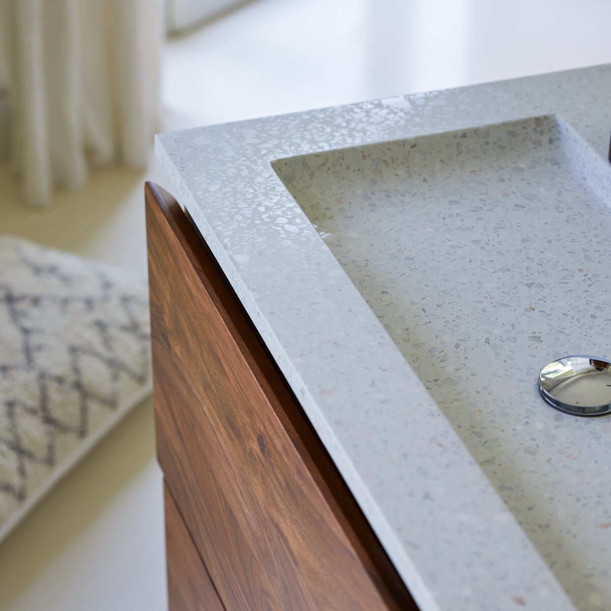 Nova - Mueble de baño de palisandro macizo y terrazo premium Moon 80 Nova - Mueble de baño de palisandro macizo y terrazo premium Moon 80