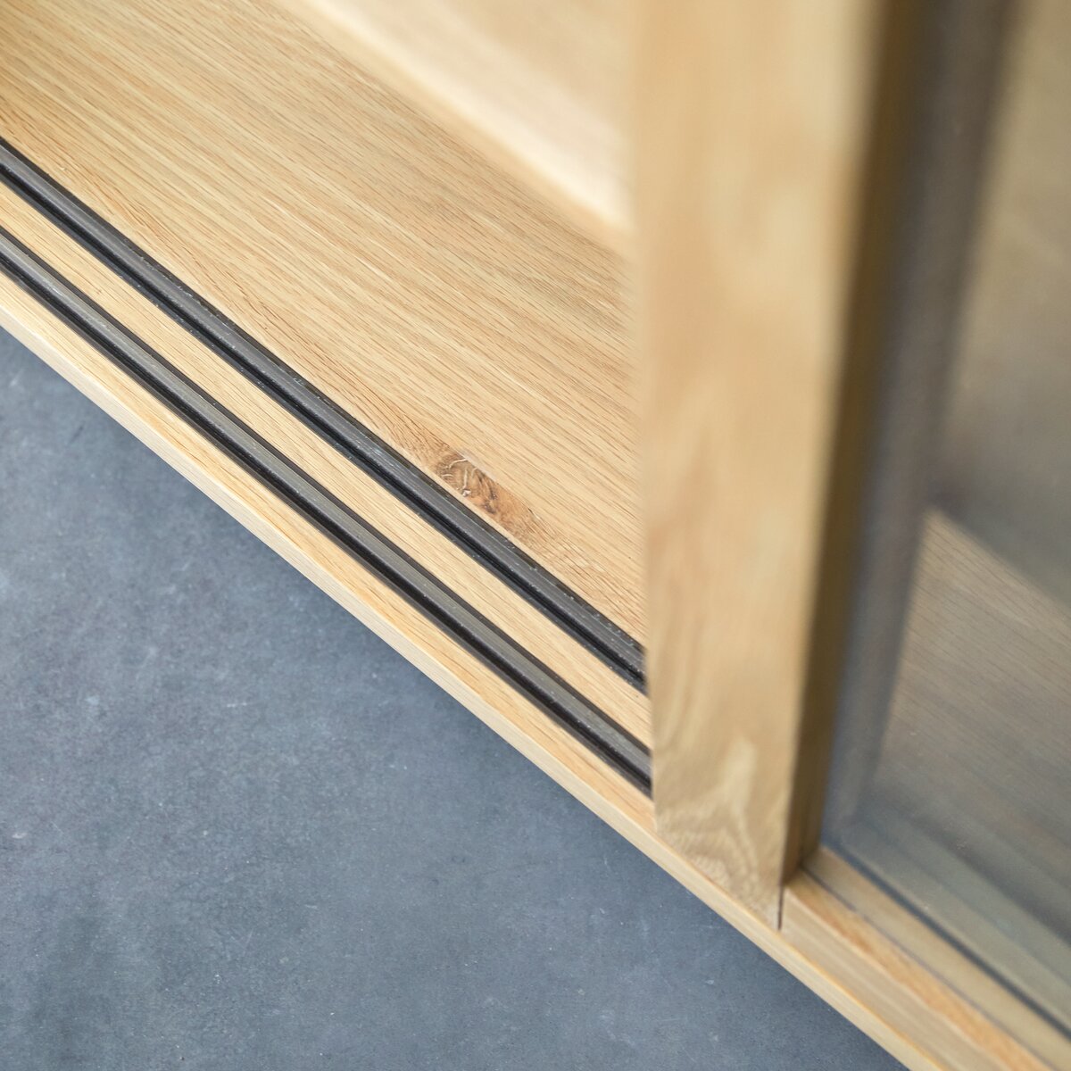 Adel - Credenza in quercia massello Adel - Credenza in quercia massello