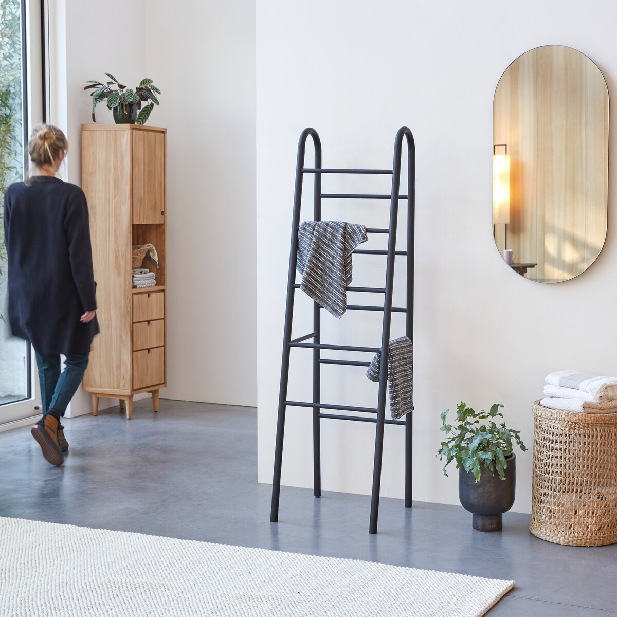 Porte serviette en béton grey - Accessoires salle de bain - Tikamoon