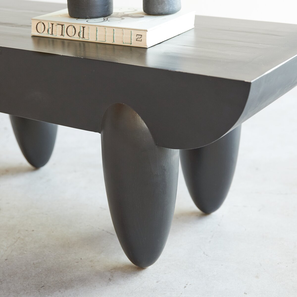 Aya - Table basse pin recyclé Aya - Table basse pin recyclé