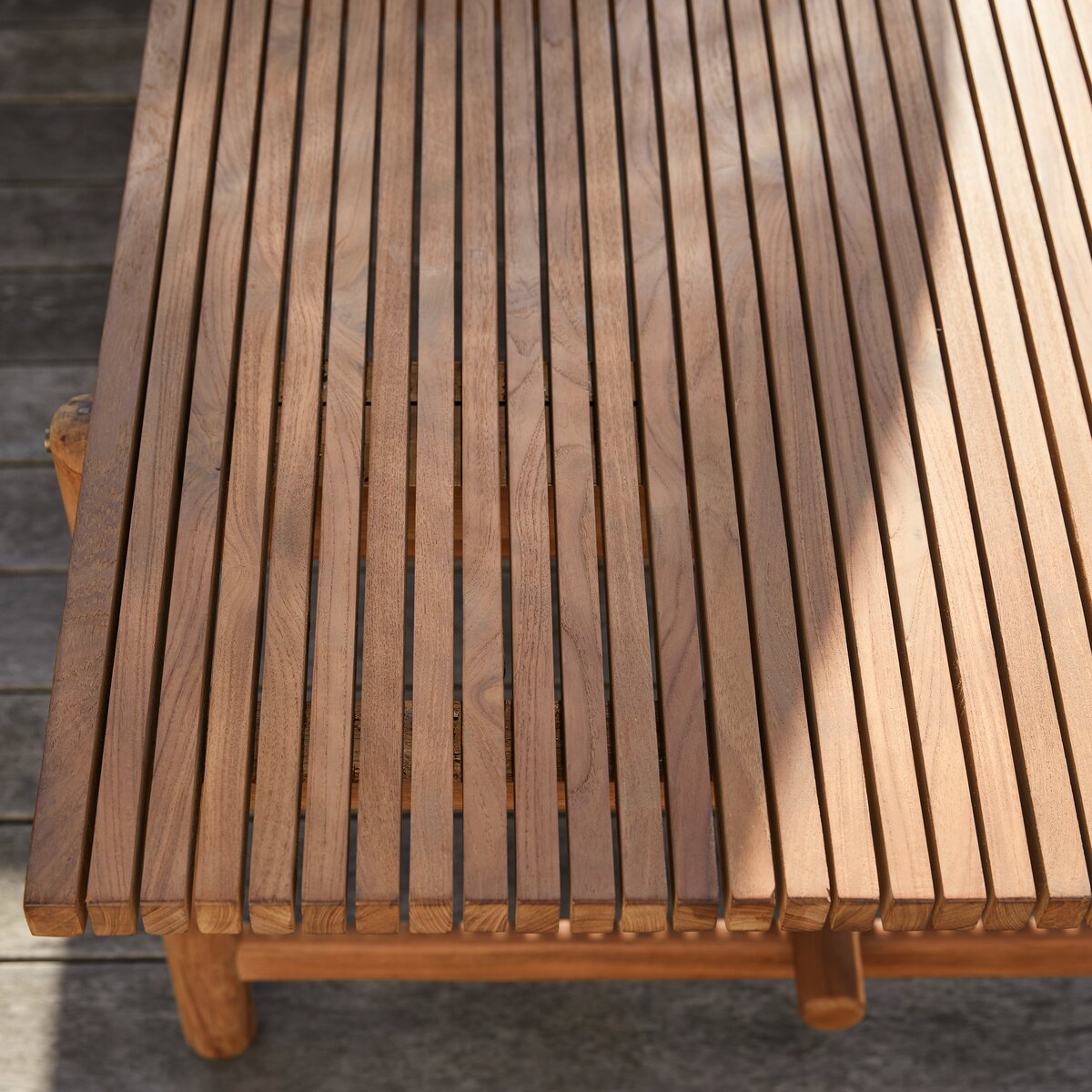 Fado - Chaise longue da giardino in teak massello Fado - Chaise longue da giardino in teak massello