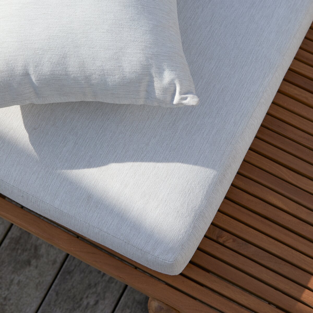 Fado - Chaise longue da giardino in teak massello Fado - Chaise longue da giardino in teak massello