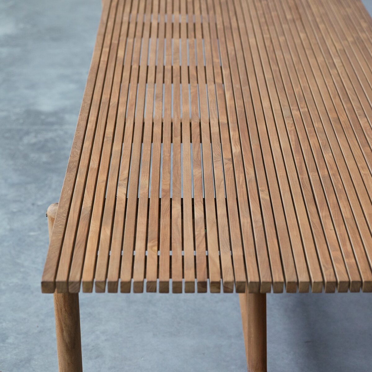 Fado - Table de jardin en teck massif 6/8 pers. Fado - Table de jardin en teck massif 6/8 pers.