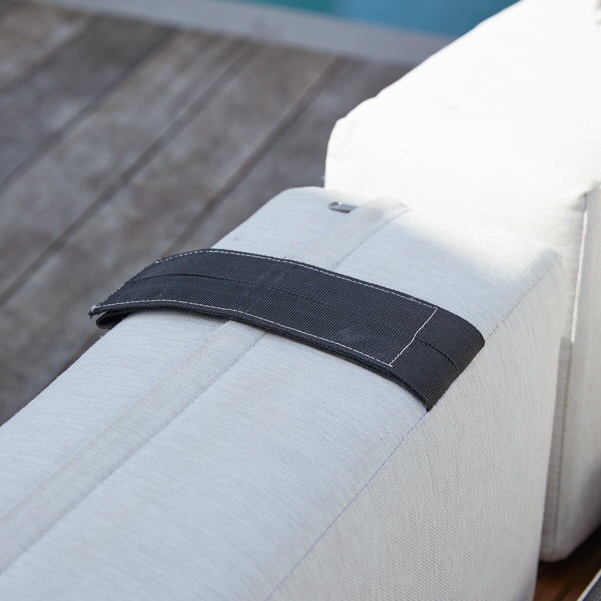Fado - Outdoor 2-Sitzer-Bank aus massivem Teak Fado - Outdoor 2-Sitzer-Bank aus massivem Teak