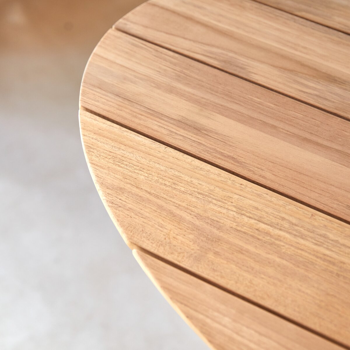 Paloma - Tavolo ovale in teak massello 6 pers. Paloma - Tavolo ovale in teak massello 6 pers.