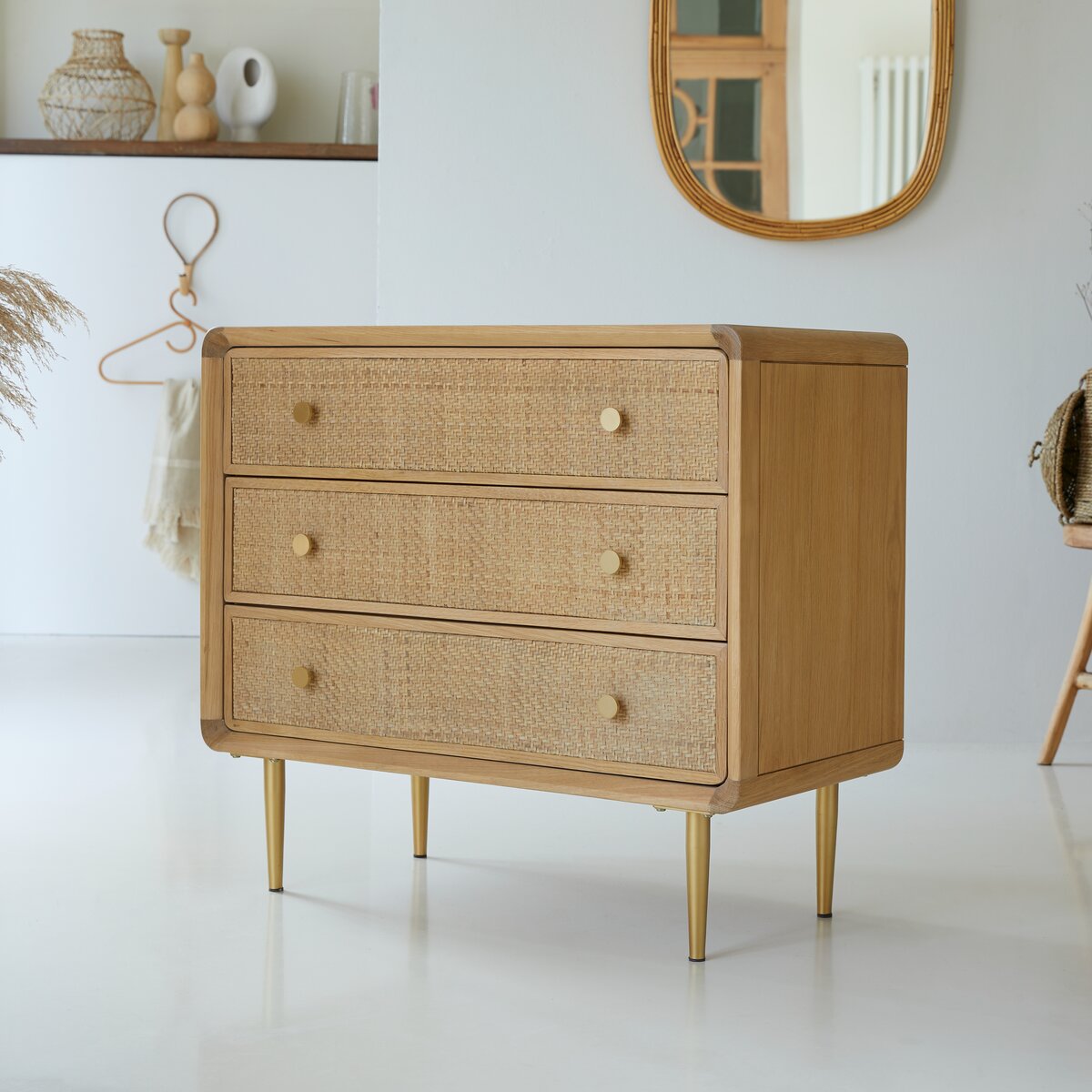 Low oak store chest of drawers