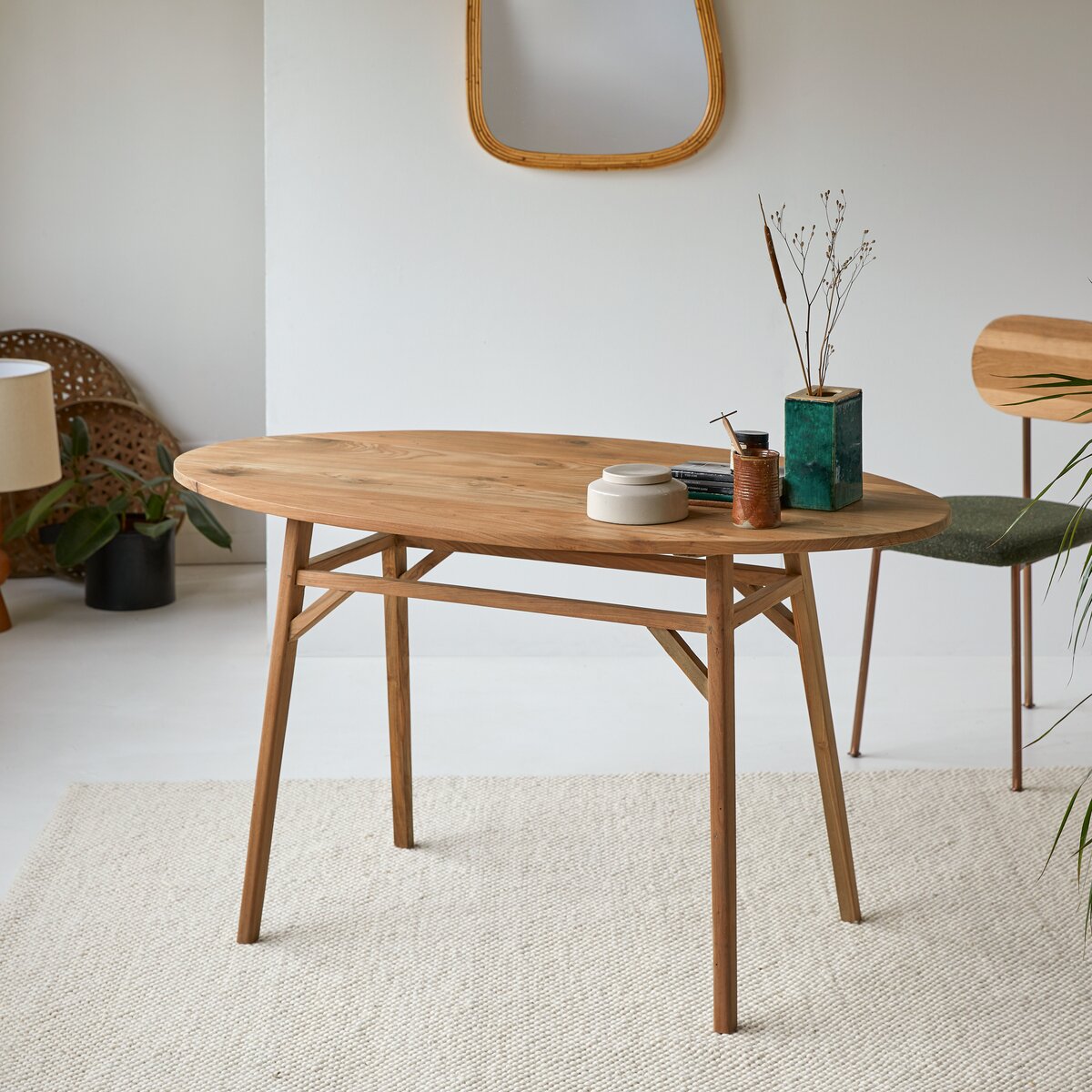 Bureau ovale EGEE design scandinave massif