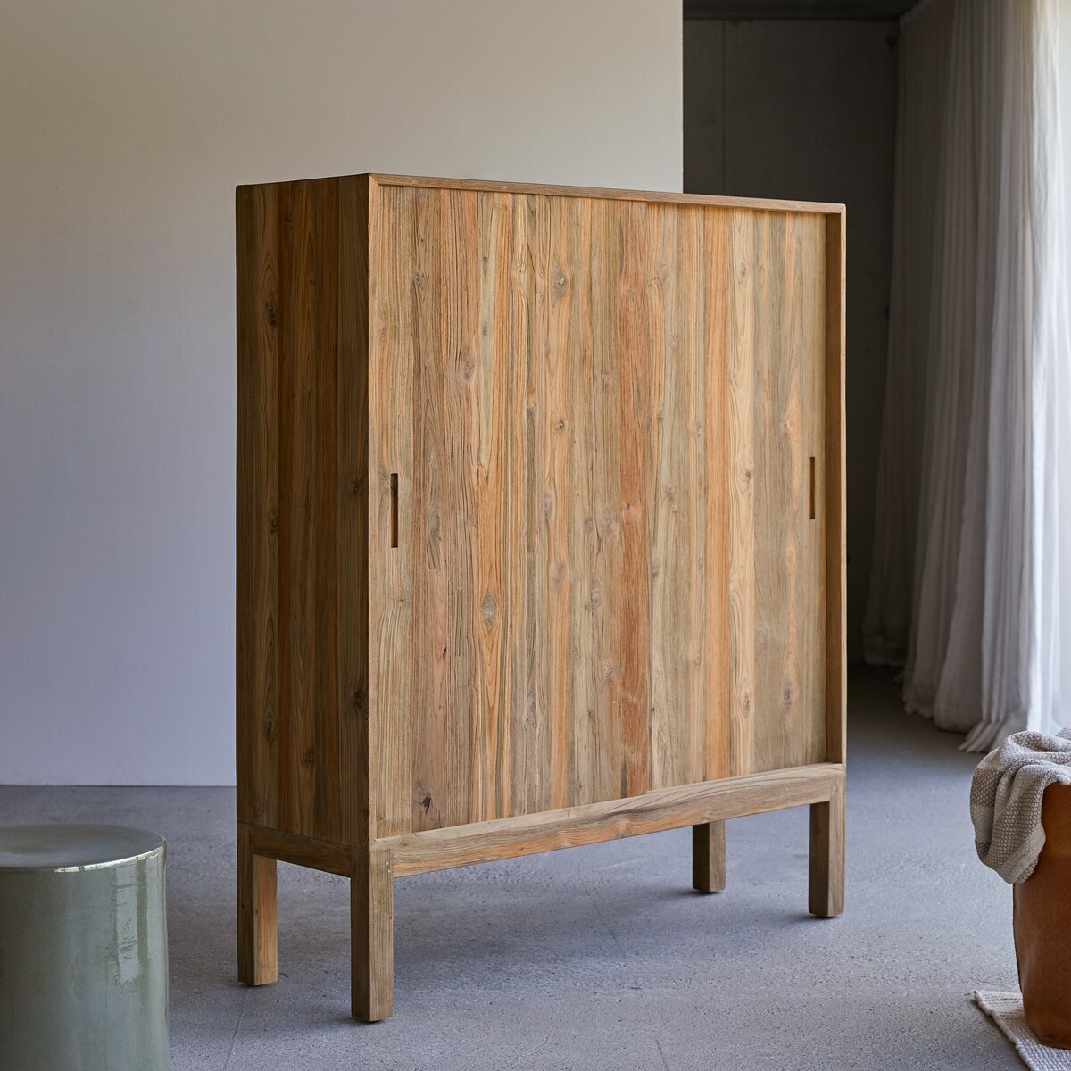 Elias - Credenza in teak massello riciclato 130 cm Elias - Credenza in teak massello riciclato 130 cm