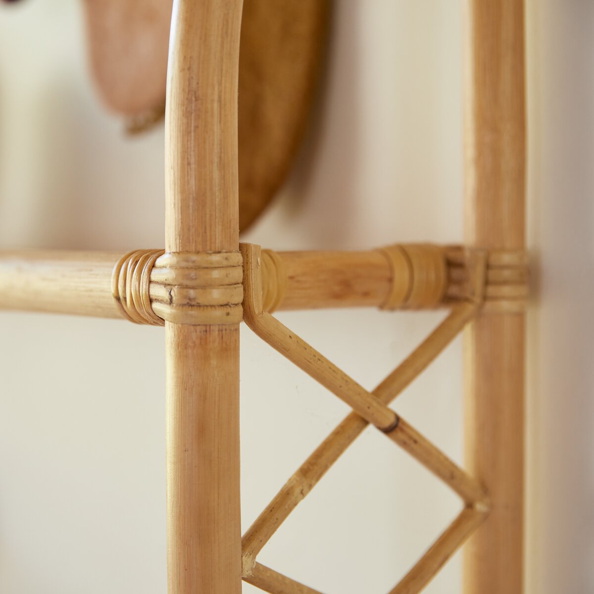 Marius - Mensola da parete per bambini in rattan Marius - Mensola da parete per bambini in rattan