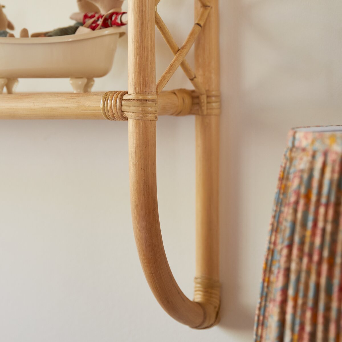 Marius - Kinder-Wandregal aus Rattan Marius - Kinder-Wandregal aus Rattan