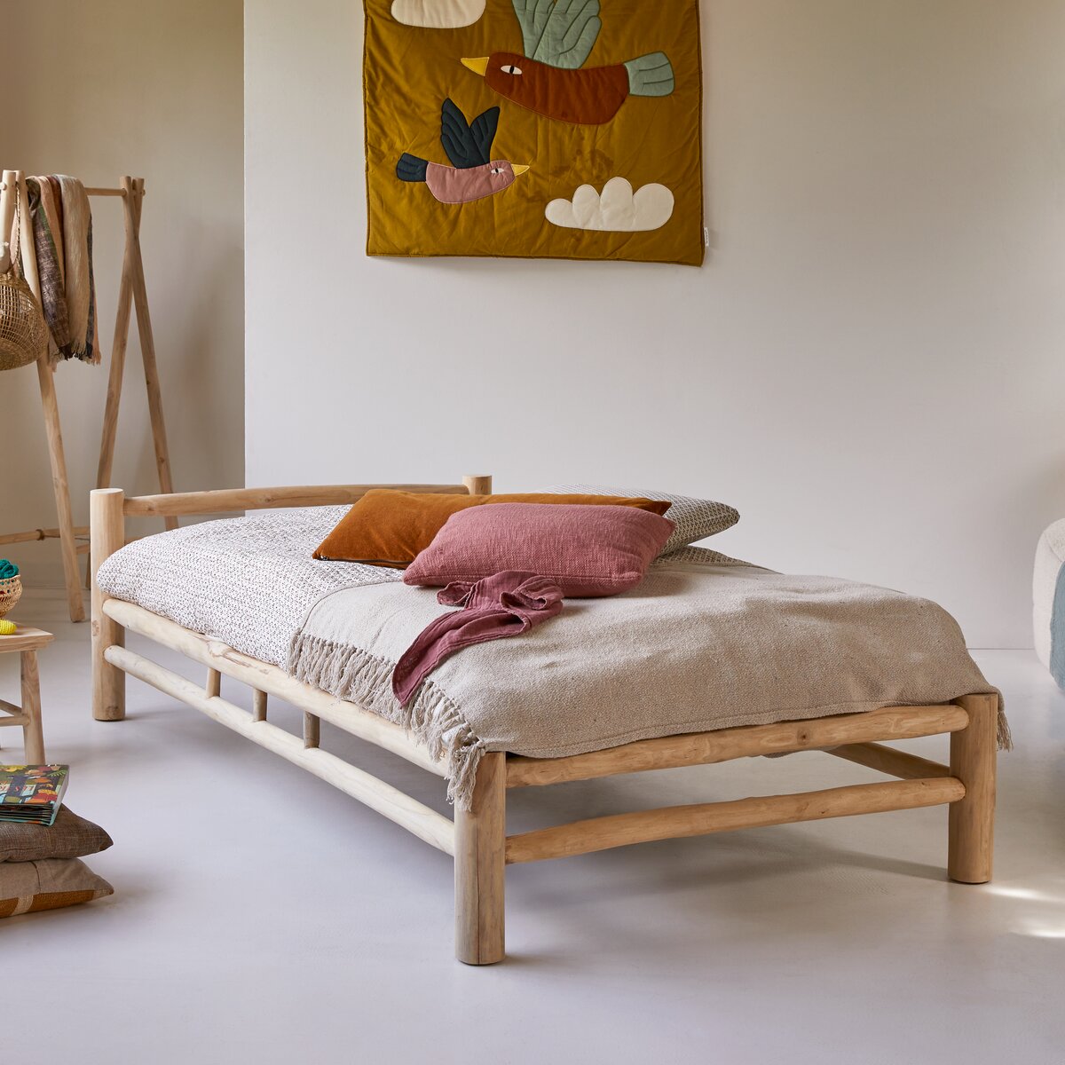 gids Facet Joseph Banks Teak single bed 107×206 cm - Bedroom furniture - Tikamoon