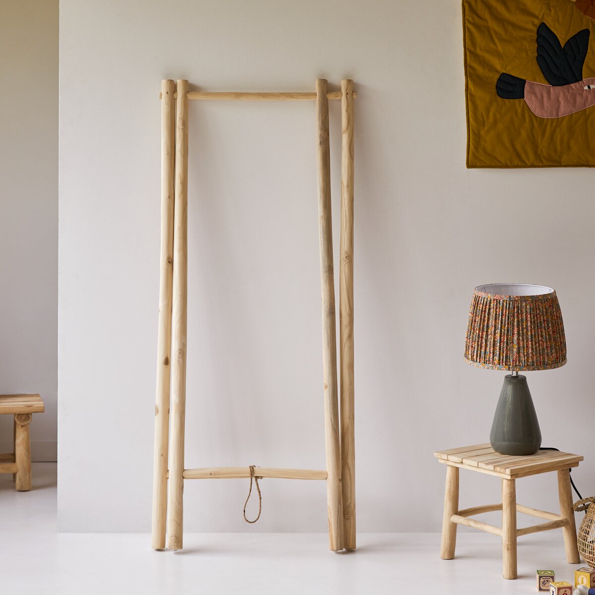 Kilim - Portant simple enfant en teck massif Kilim - Portant simple enfant en teck massif