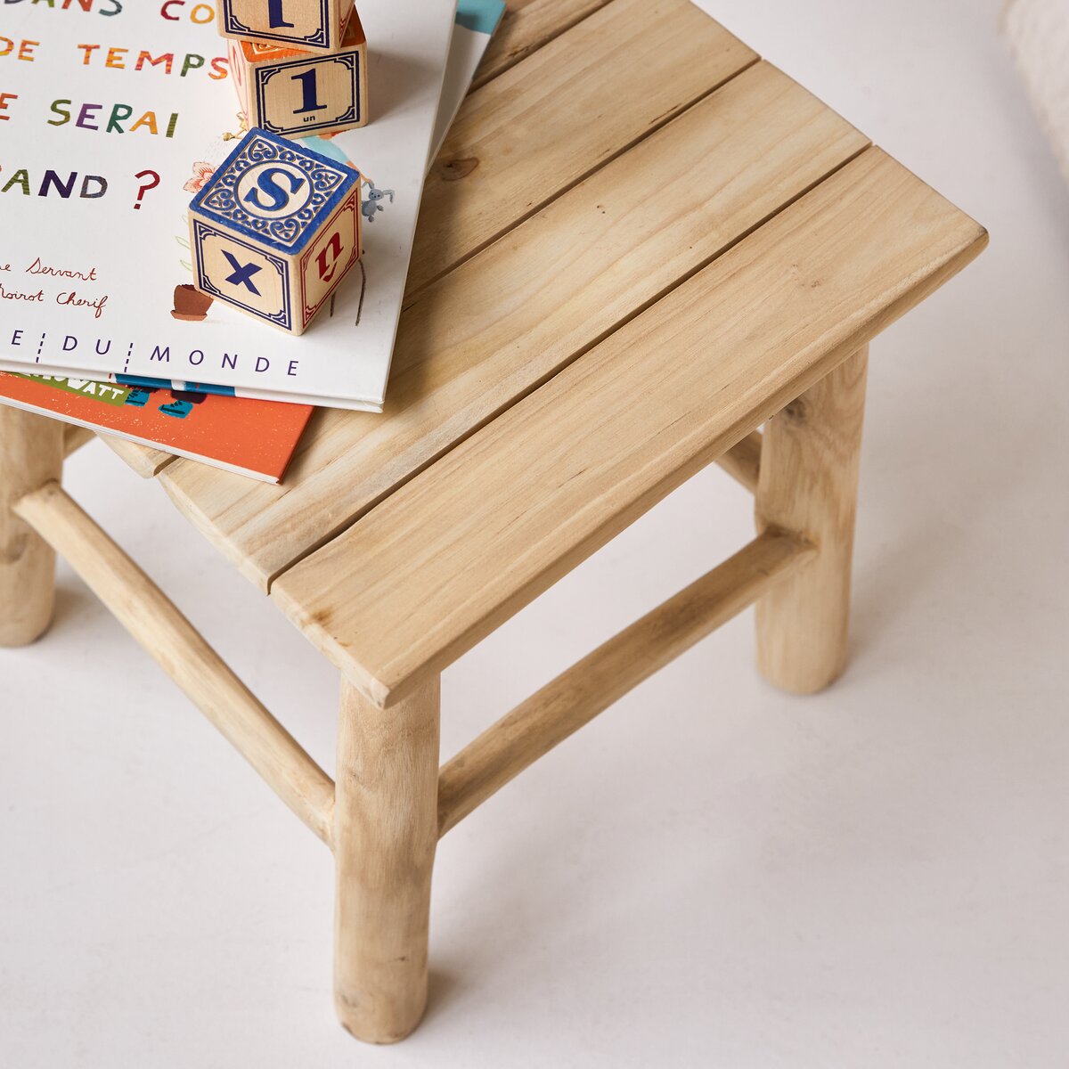 Tavolino da notte quadrato per bambini in teak 30 cm - Arredamento