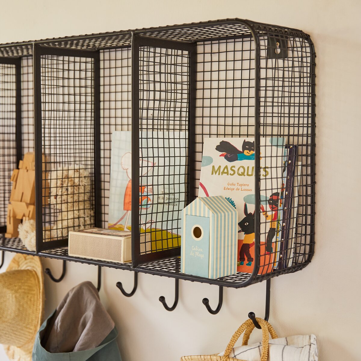 Sona - Rechteckige Kinder-Wandgarderobe aus Metall Sona - Rechteckige Kinder-Wandgarderobe aus Metall