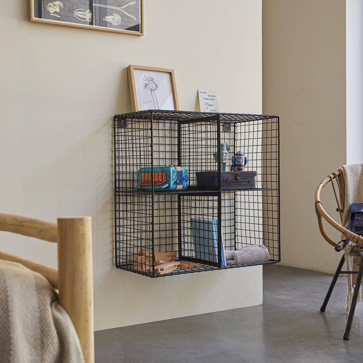 Sona - Verstaufach für Kinderzimmer, aus Metall Sona - Verstaufach für Kinderzimmer, aus Metall