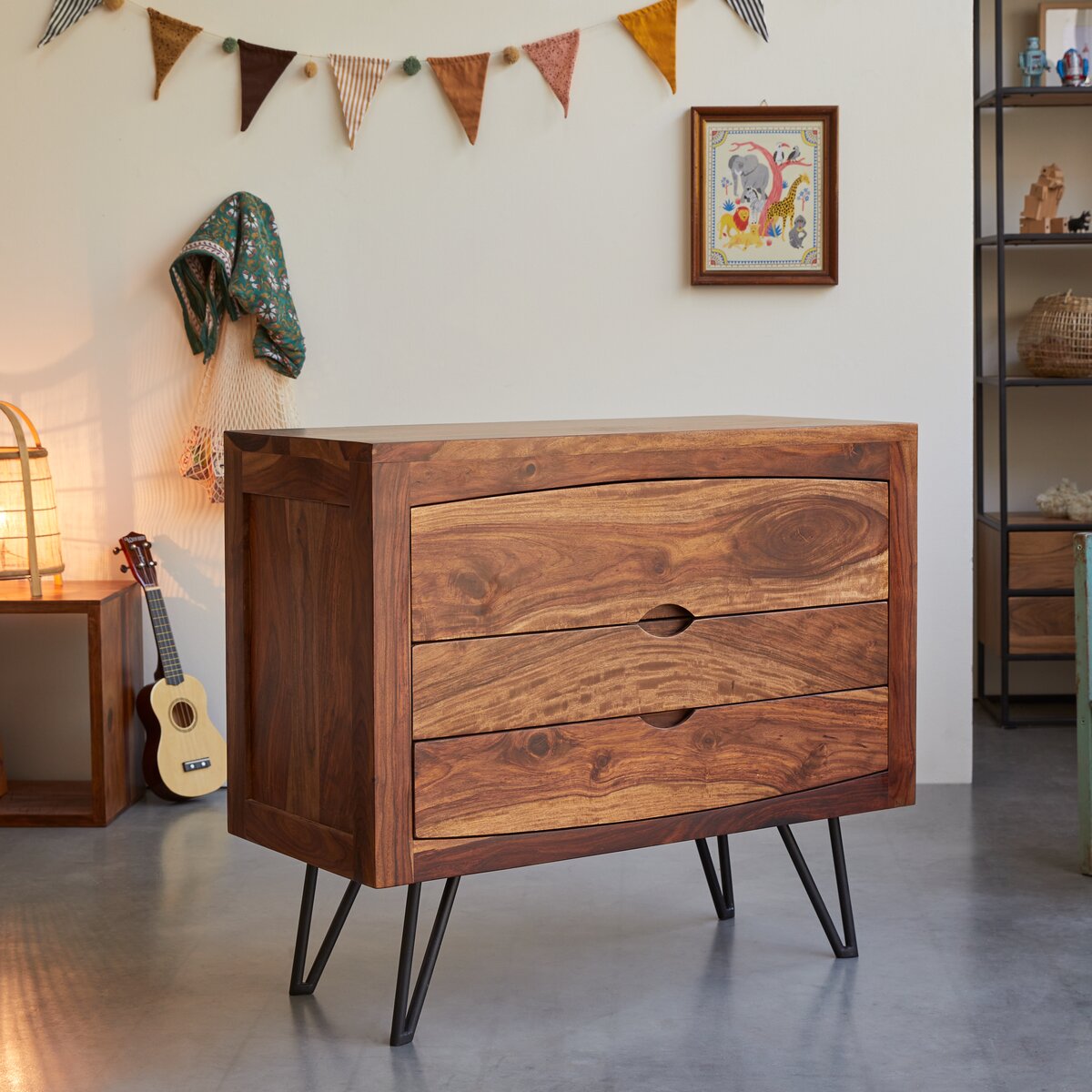 Bonnie - Kinderkommode aus massivem Palisanderholz Bonnie - Kinderkommode aus massivem Palisanderholz