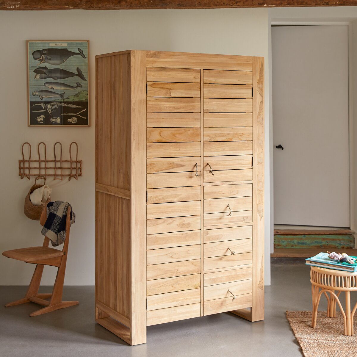 Armoire enfant en teck 180 cm - Mobilier de rangement pour chambre -  Tikamoon