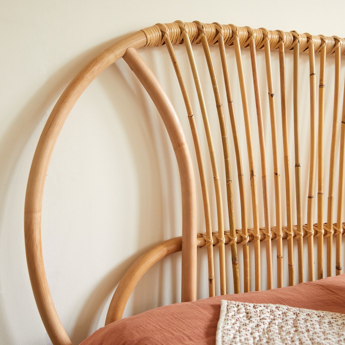 Leontie - Kinderbett-Kopfteil aus Rattan 120 cm Leontie - Kinderbett-Kopfteil aus Rattan 120 cm