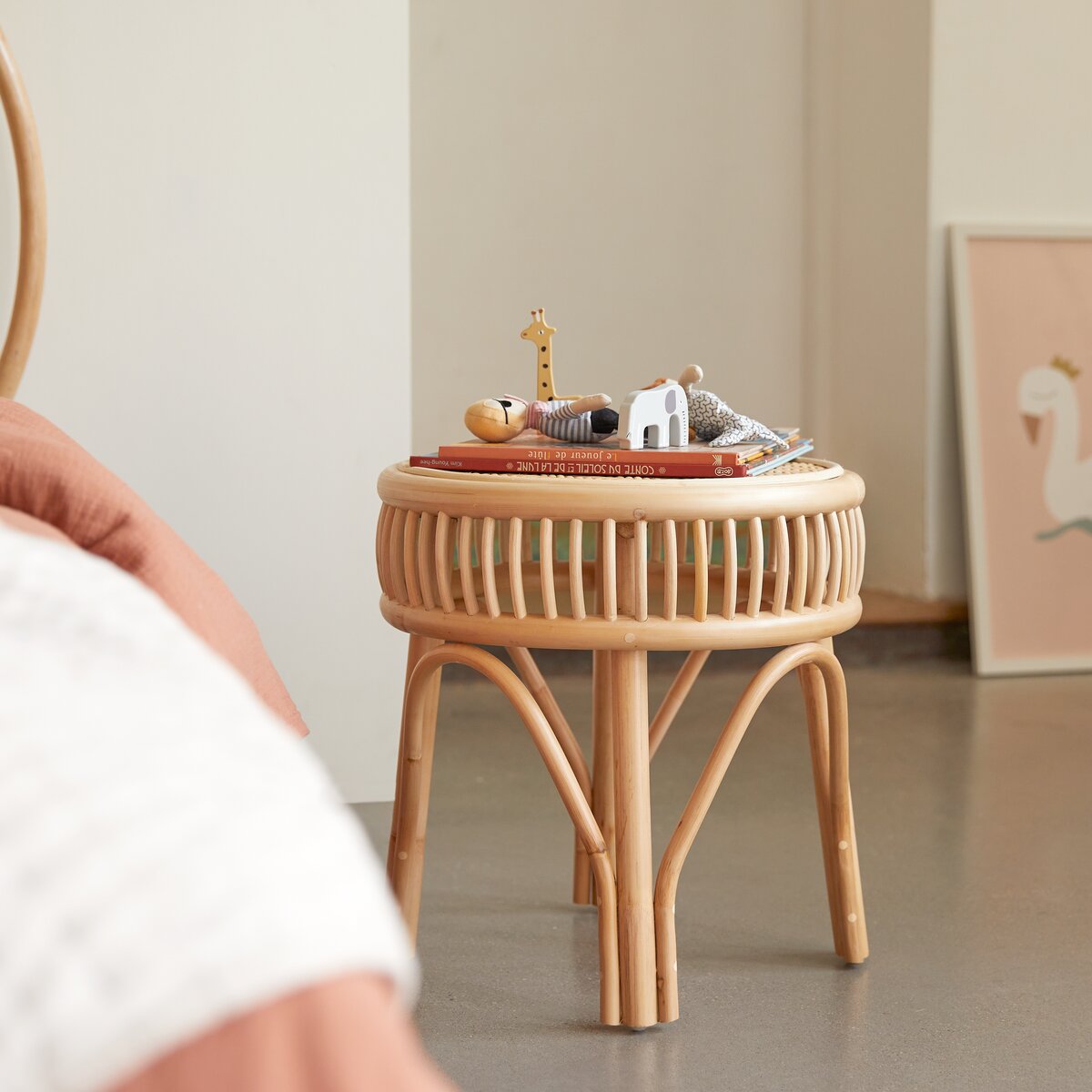 Zita - Kinder-Nachttisch aus Rattan Zita - Kinder-Nachttisch aus Rattan