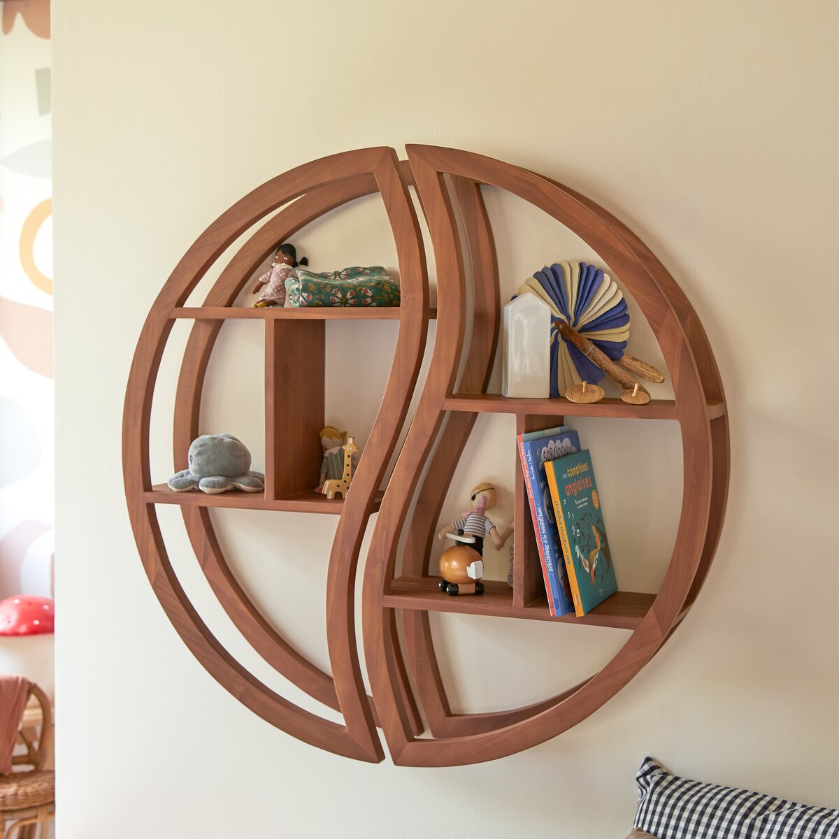 Ying Yang - Mensola da parete per bambini in teak massello Ying Yang - Mensola da parete per bambini in teak massello
