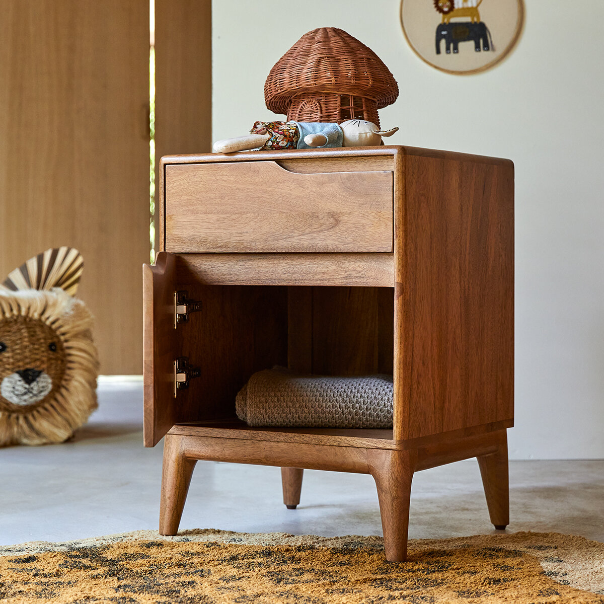 Table de chevet en bois enfant