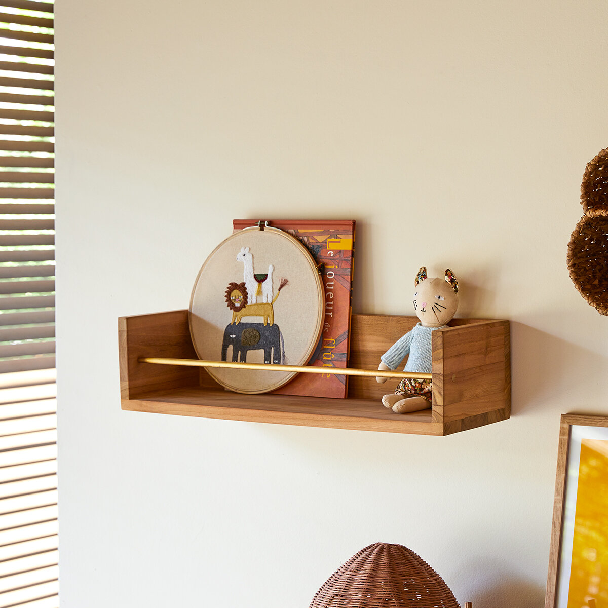 Estantería infantil de pared de teca y latón 60 cm - Muebles de  almacenamiento - Tikamoon