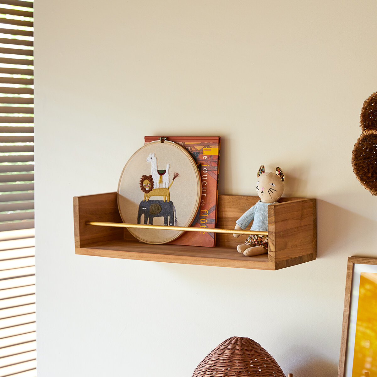 Sasha - Mensola da parete per bambini in teak massello 60 cm Sasha - Mensola da parete per bambini in teak massello 60 cm