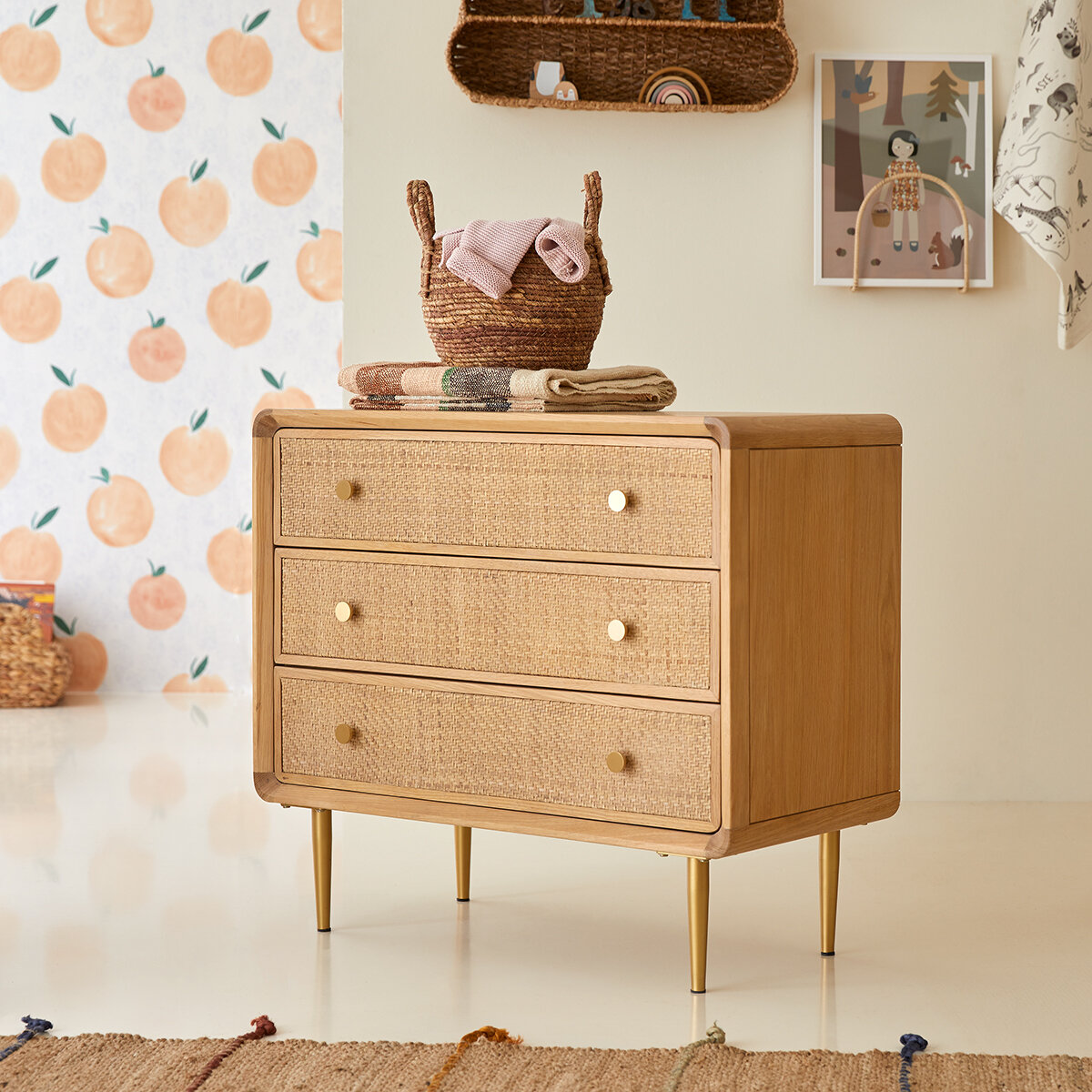 Come - Commode enfant en chêne massif et cannage Come - Commode enfant en chêne massif et cannage