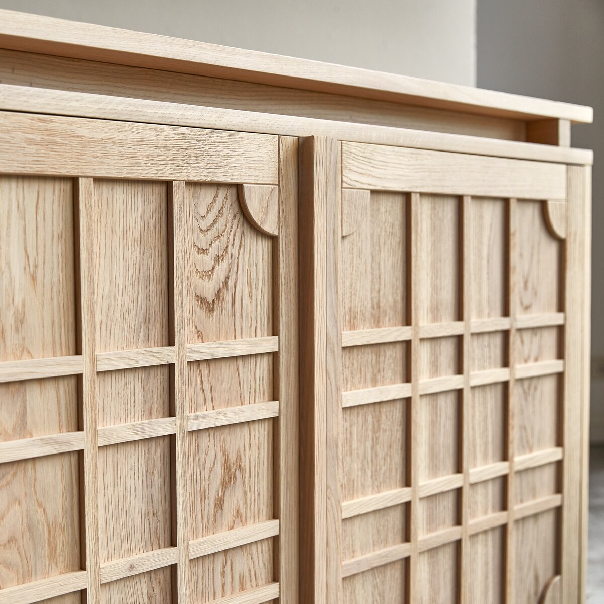 Bodi - Buffet en chêne massif 120 cm Bodi - Buffet en chêne massif 120 cm