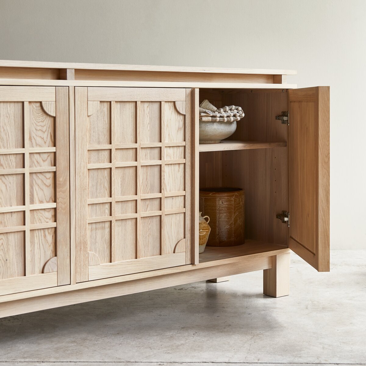 Bodi - Buffet en chêne massif 220 cm Bodi - Buffet en chêne massif 220 cm