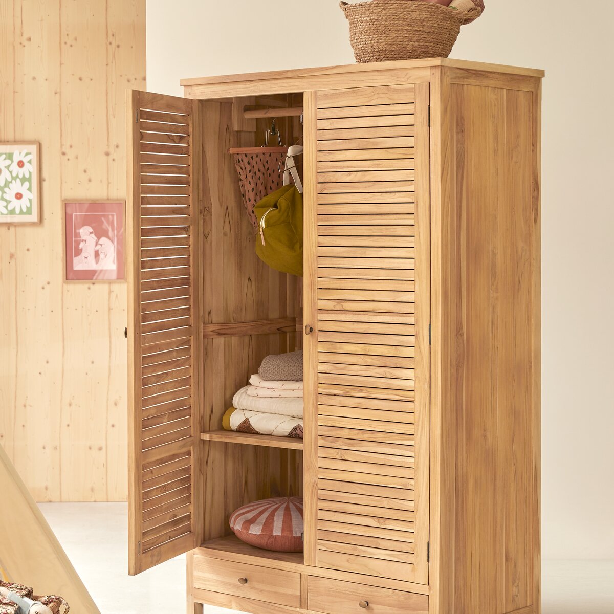 Armoire enfant en pin 150 cm - Mobilier de rangement de chambre - Tikamoon