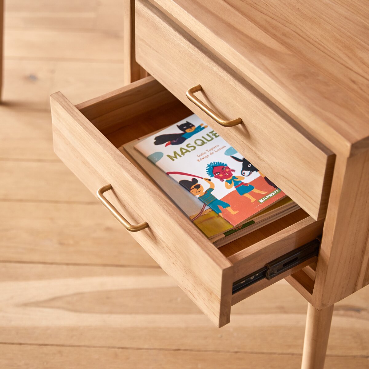 Kort - Kinderschreibtisch aus Teak massiv Kort - Kinderschreibtisch aus Teak massiv