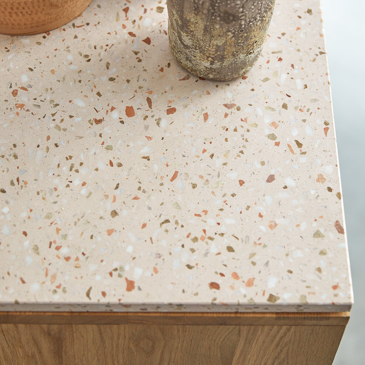Miho - Console en chêne massif et terrazzo premium Pink Miho - Console en chêne massif et terrazzo premium Pink