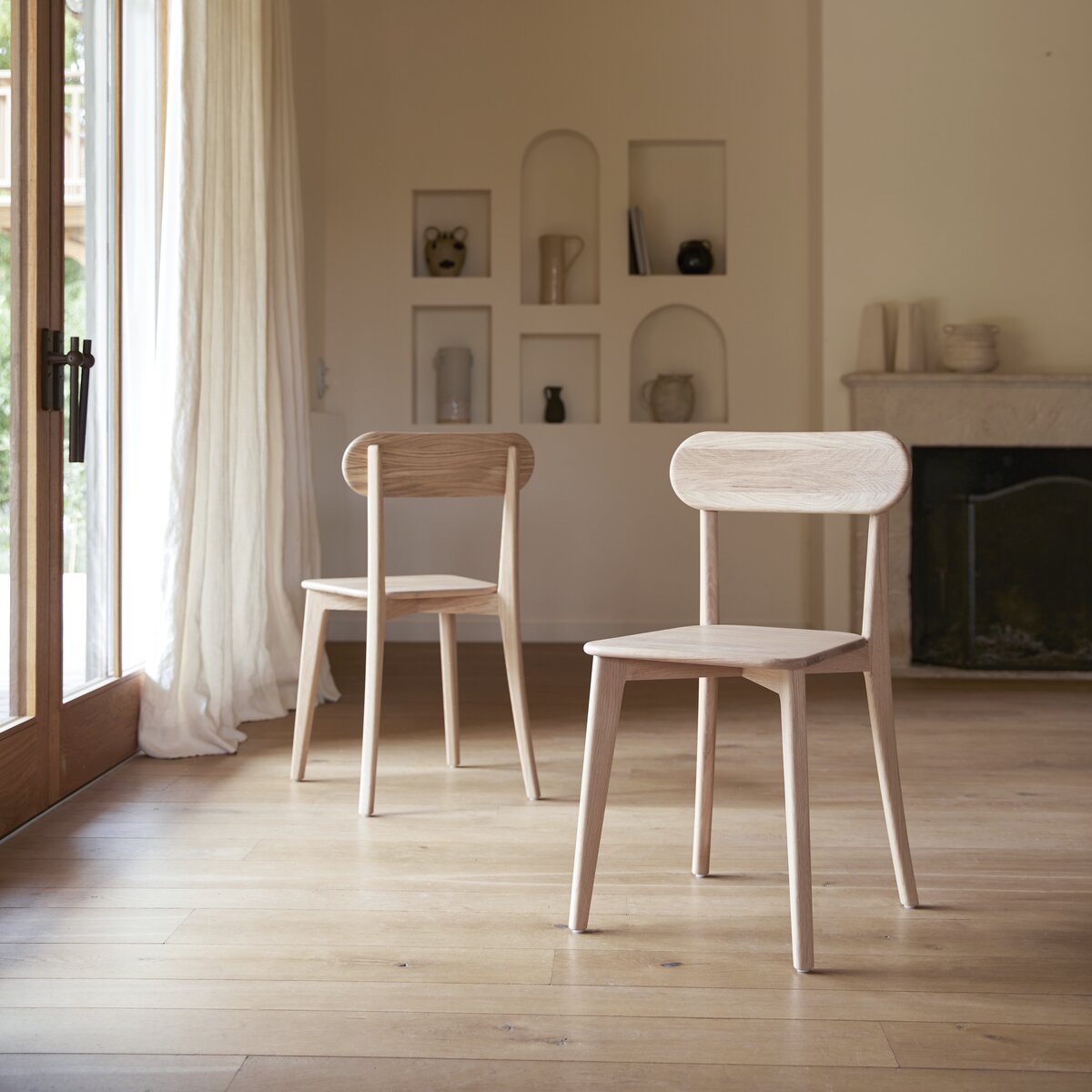 Abel - Set of 2 solid oak chairs Abel - Set of 2 solid oak chairs
