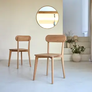 Abel - Set aus 2 Stühlen aus massiver Eiche