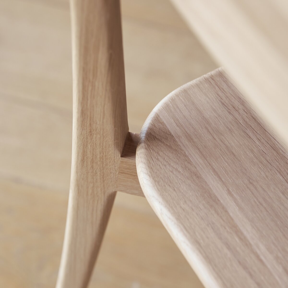 Abel - Set of 2 solid oak chairs Abel - Set of 2 solid oak chairs