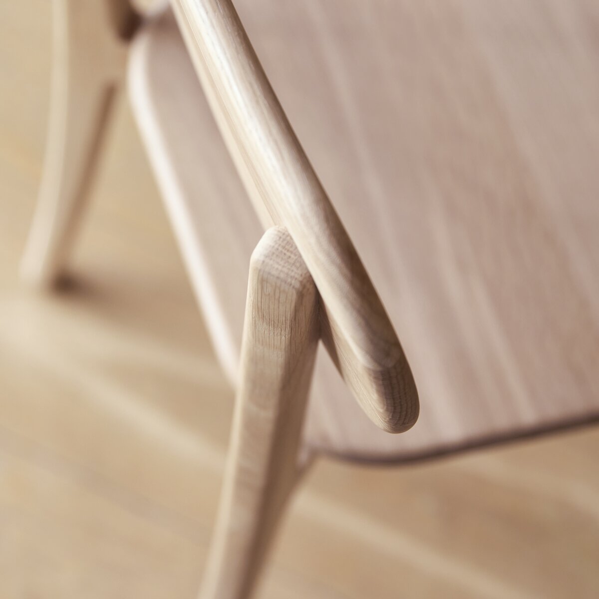 Abel - Set of 2 solid oak chairs Abel - Set of 2 solid oak chairs