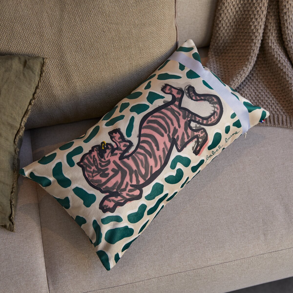 Féline - Coussin français 50x30 cm Féline - Coussin français 50x30 cm