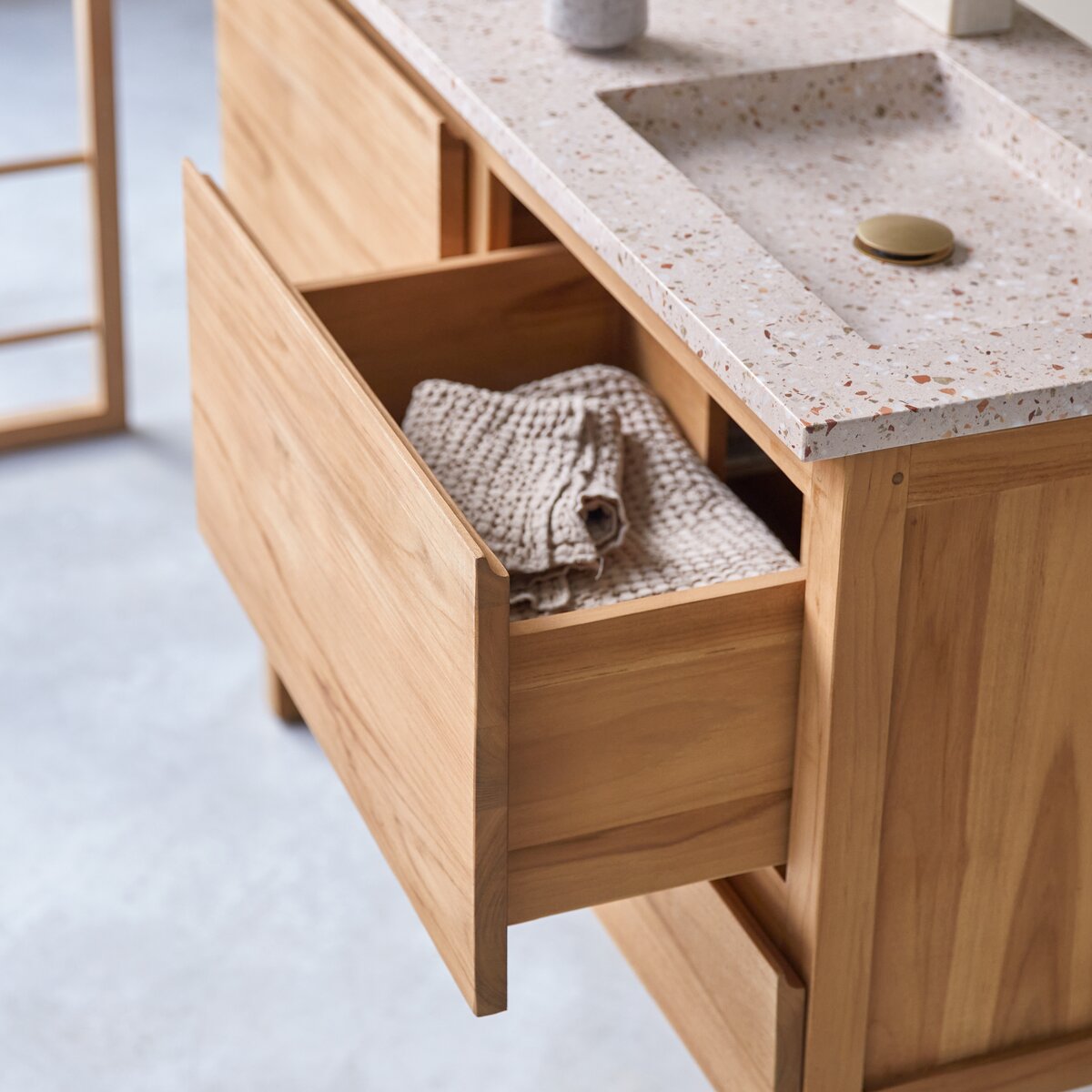 Edgar - Mueble de baño de teca maciza y terrazo rosa de alta calidad 120 cm Edgar - Mueble de baño de teca maciza y terrazo rosa de alta calidad 120 cm