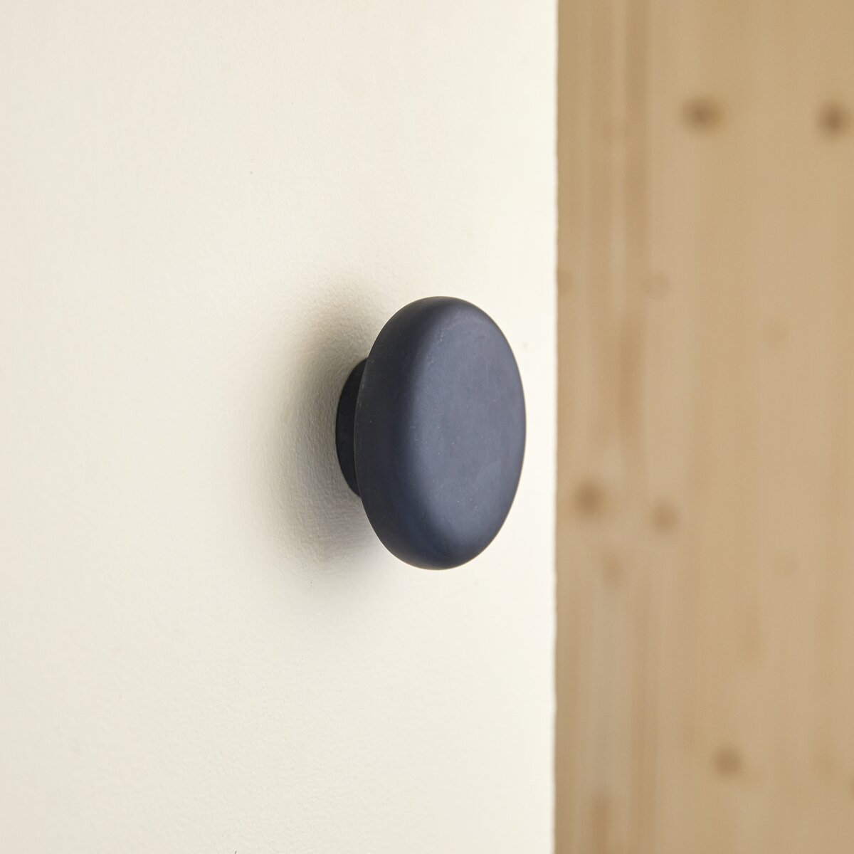 Eda - Patère en terrazzo, black Eda - Patère en terrazzo, black