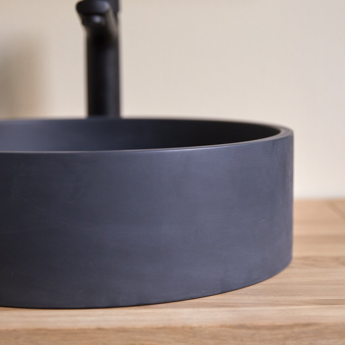 Gina - Vasque ronde en terrazzo black Gina - Vasque ronde en terrazzo black