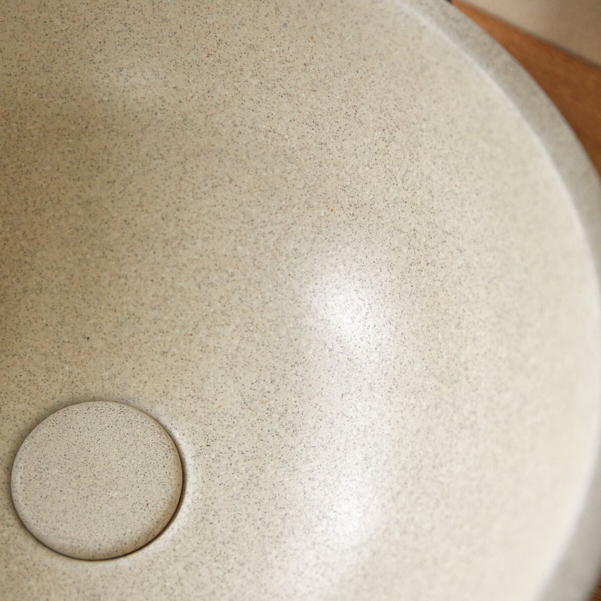 Micha - Vasque ronde en terrazzo cream Micha - Vasque ronde en terrazzo cream