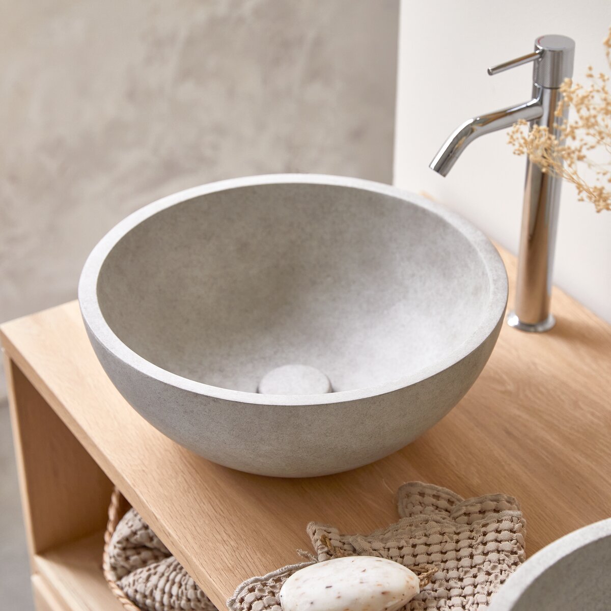 Micha - Round grey concrete washbasin