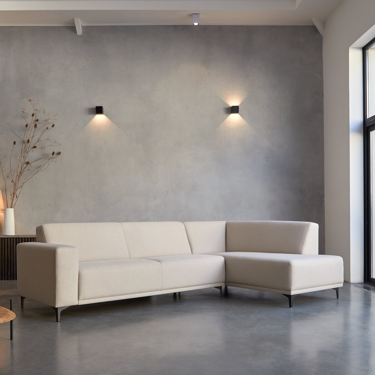 Lars - Ecksofa mit Eckelement rechts und ecrufarbenem Stoffbezug 295 x 185 cm Lars - Ecksofa mit Eckelement rechts und ecrufarbenem Stoffbezug 295 x 185 cm