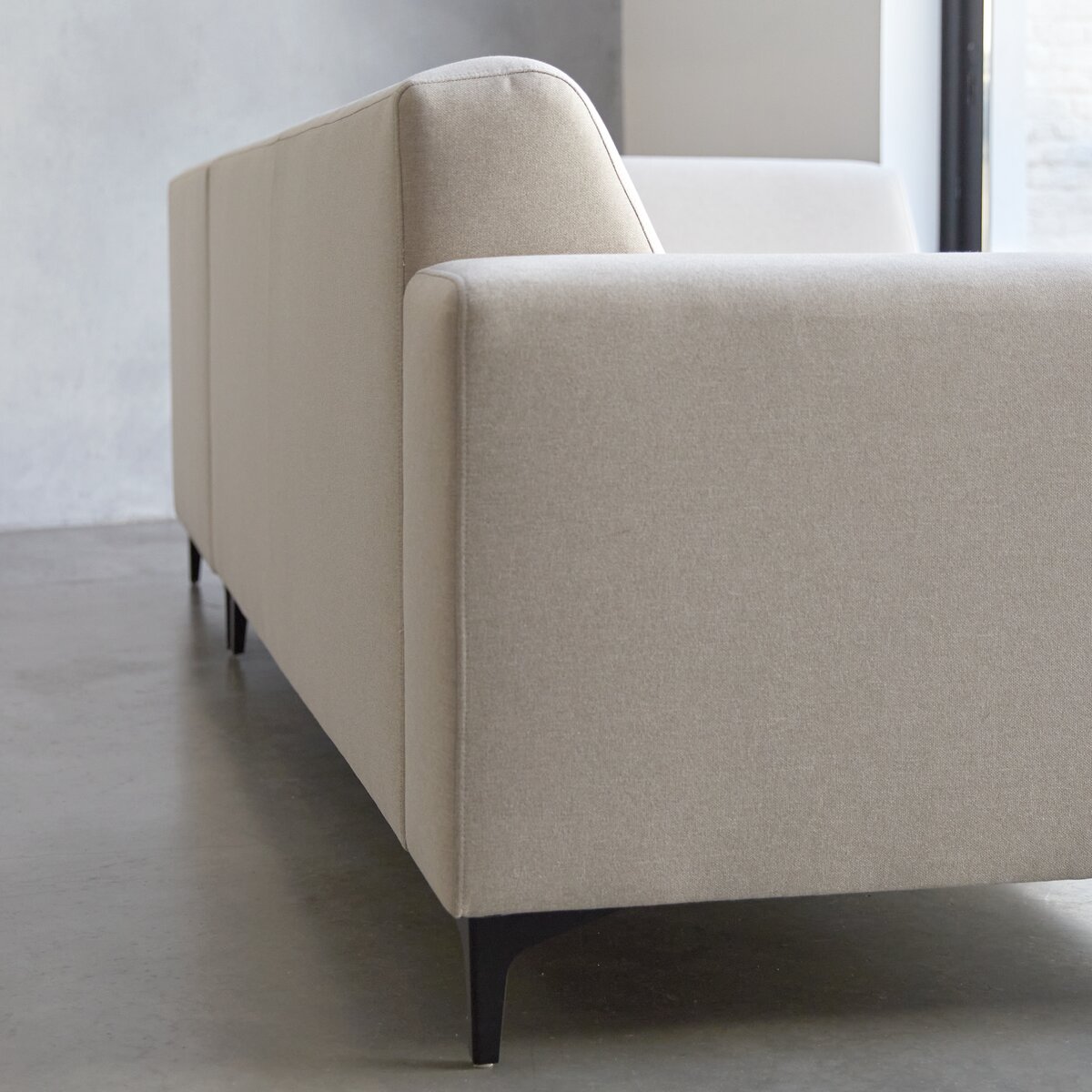 Lars - Ecksofa mit Eckelement rechts und ecrufarbenem Stoffbezug 295 x 185 cm Lars - Ecksofa mit Eckelement rechts und ecrufarbenem Stoffbezug 295 x 185 cm