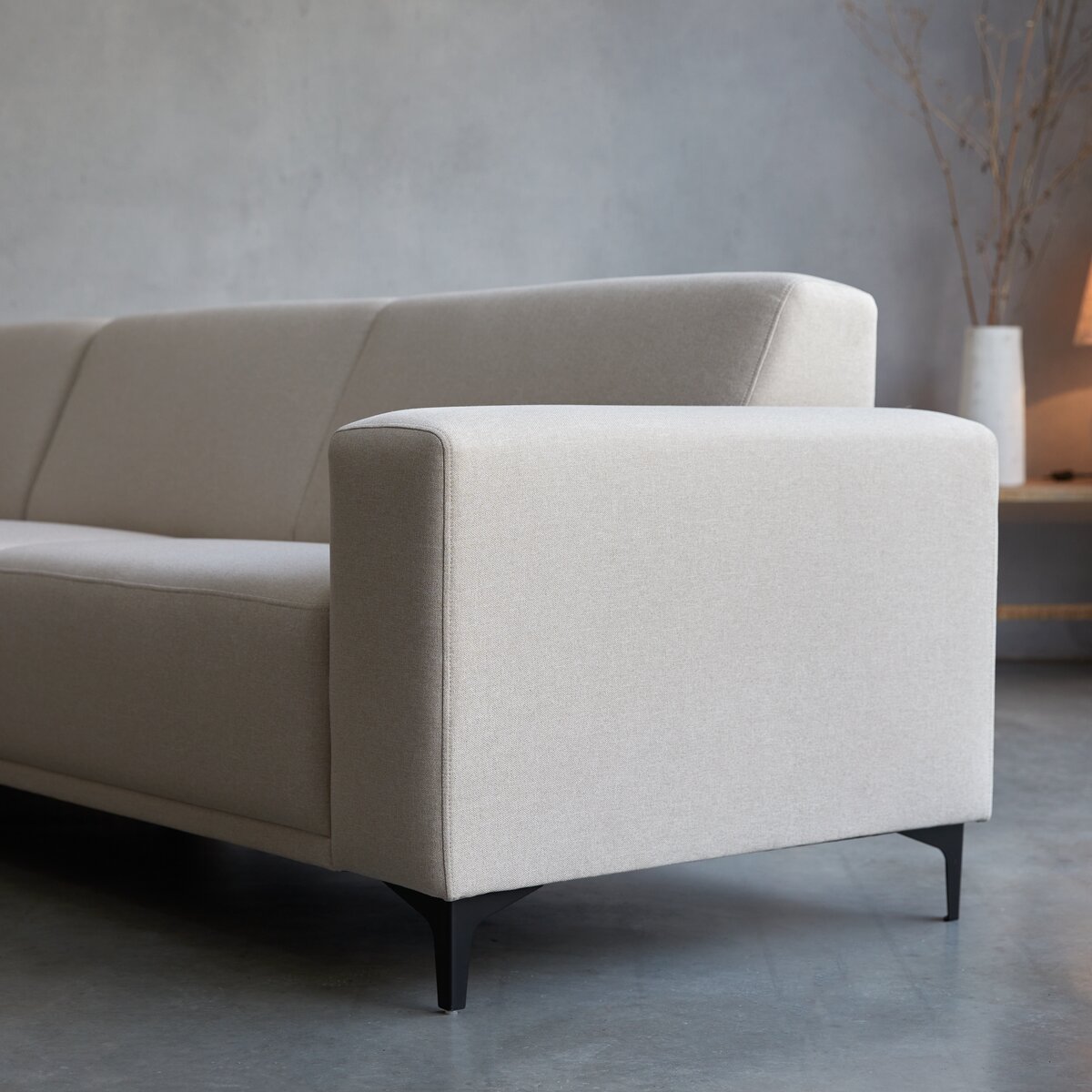 Lars - Sofa mit Eckelement links und ecrufarbenem Stoffbezug 300 x 150 cm ,5-Sitzer Lars - Sofa mit Eckelement links und ecrufarbenem Stoffbezug 300 x 150 cm ,5-Sitzer