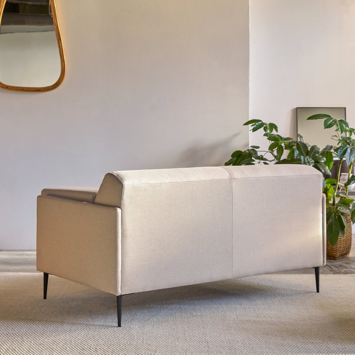 Finn - 2-3-Sitzer-Sofa mit ecrufarbenem Stoffbezug Finn - 2-3-Sitzer-Sofa mit ecrufarbenem Stoffbezug