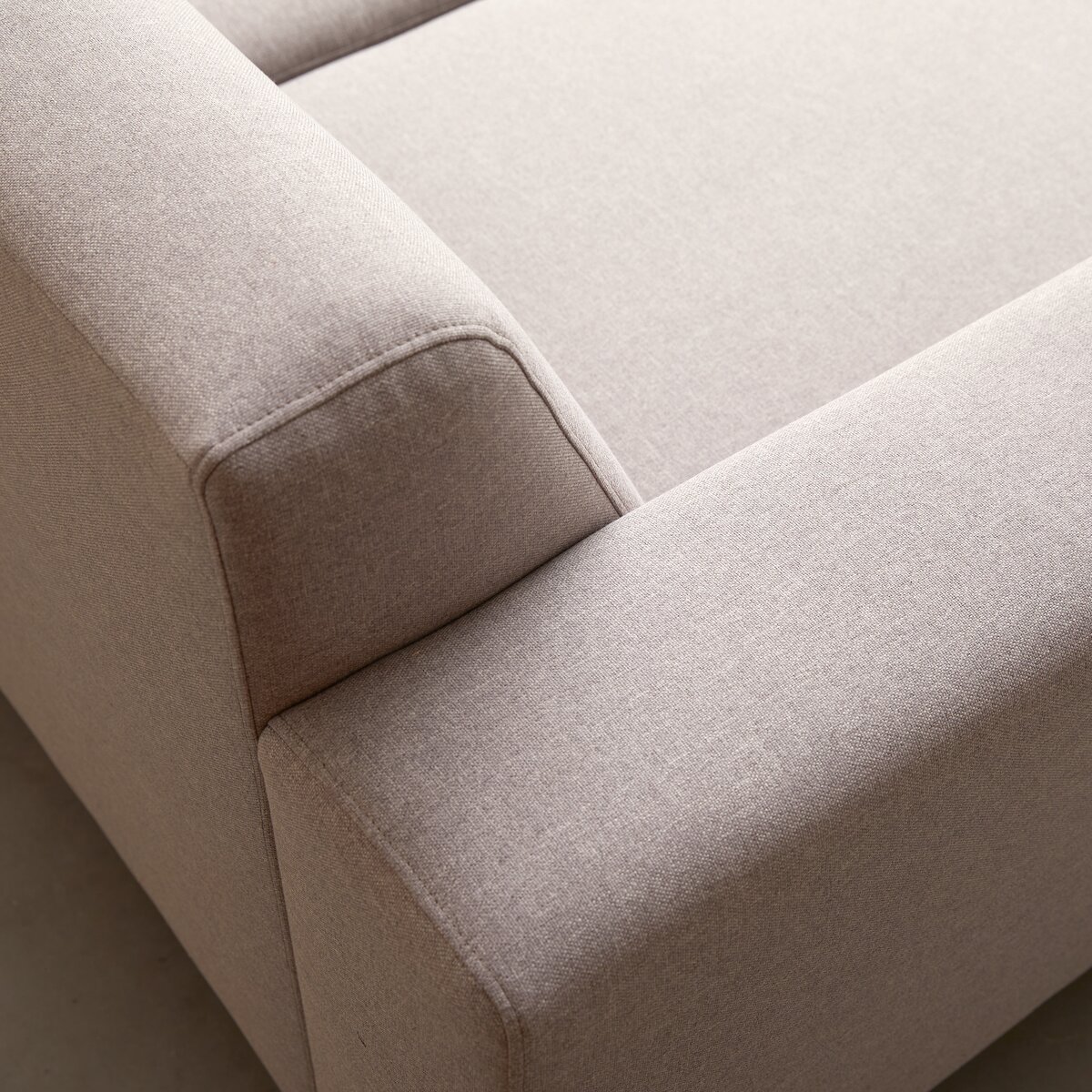Lars - Ecksofa mit Eckelement links und grauem Stoffbezug 300 x 150 cm Lars - Ecksofa mit Eckelement links und grauem Stoffbezug 300 x 150 cm